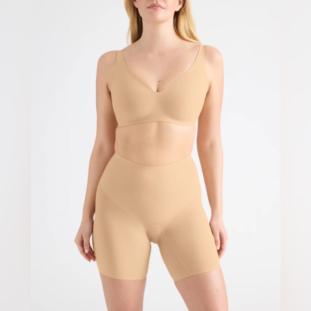 Knix Leakproof Contour Thigh Saver 6”